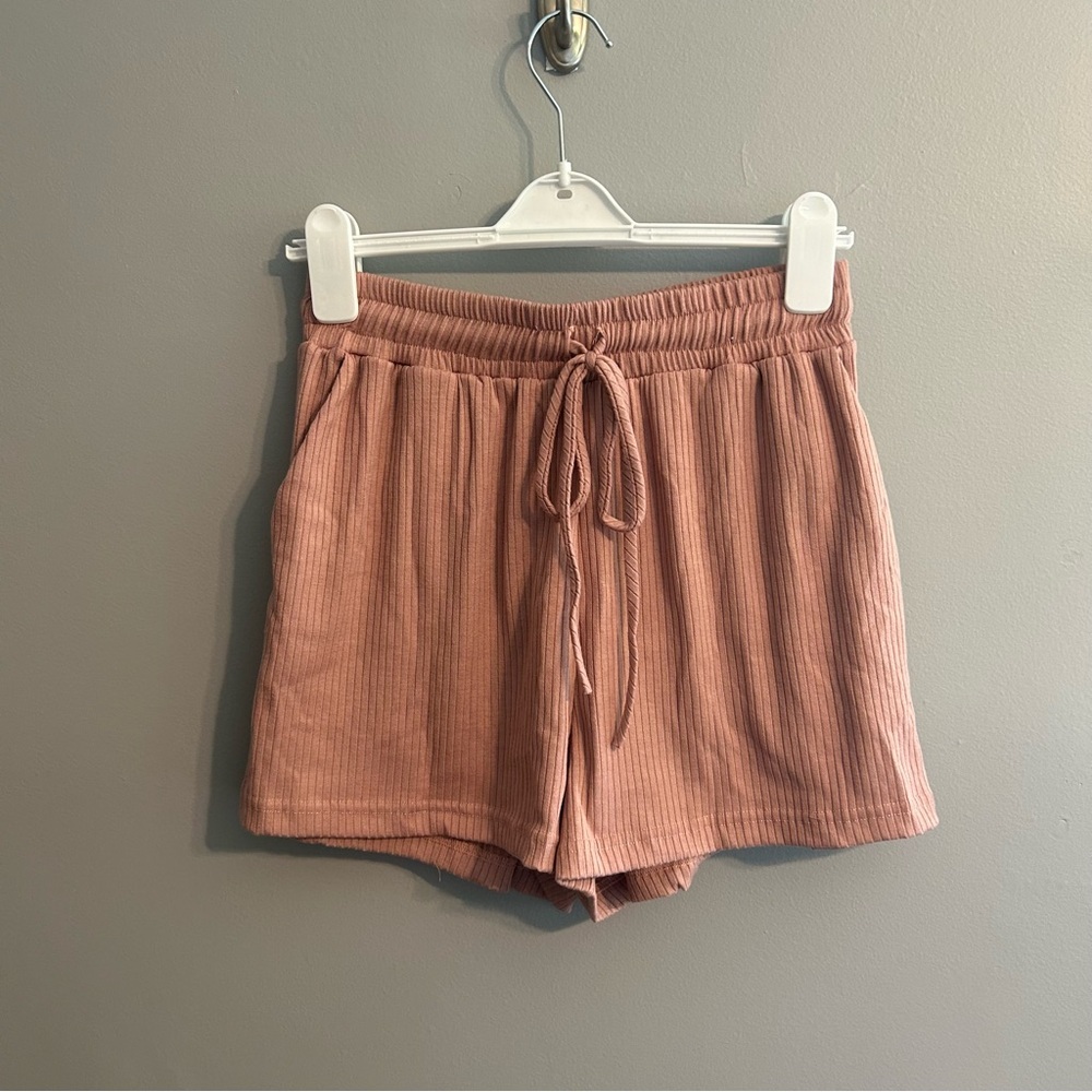 Lost + Wander Ribbed High Waist Shorts Set in Blush Pink Size L NWT - Picture 2 of 10